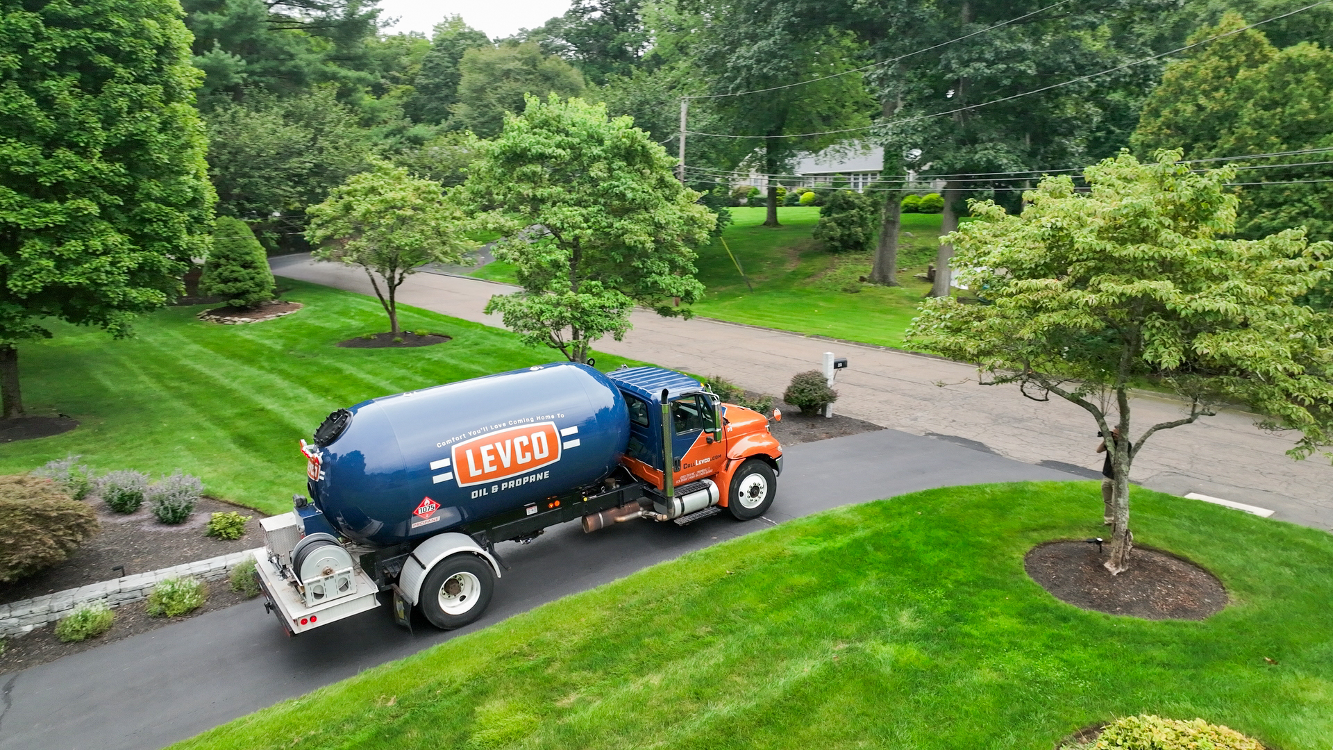 Levco propane delivery truck arriving at a Connecticut home